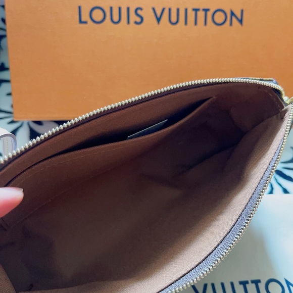 Authentic brand new LV Pochette Accessories - Picture 4 of 9